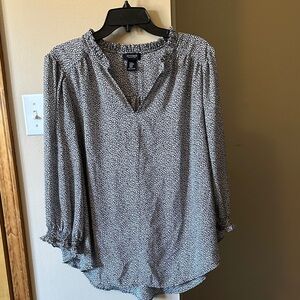Chic Black and White Patterned Blouse
